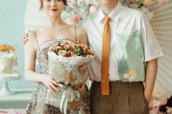 2121年订婚吉日